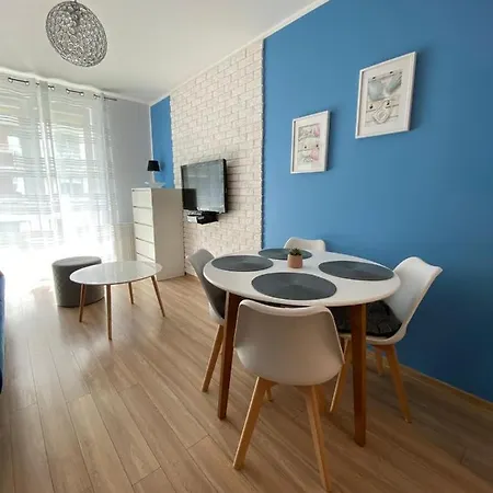 Apartament Bursztynowy דירה *